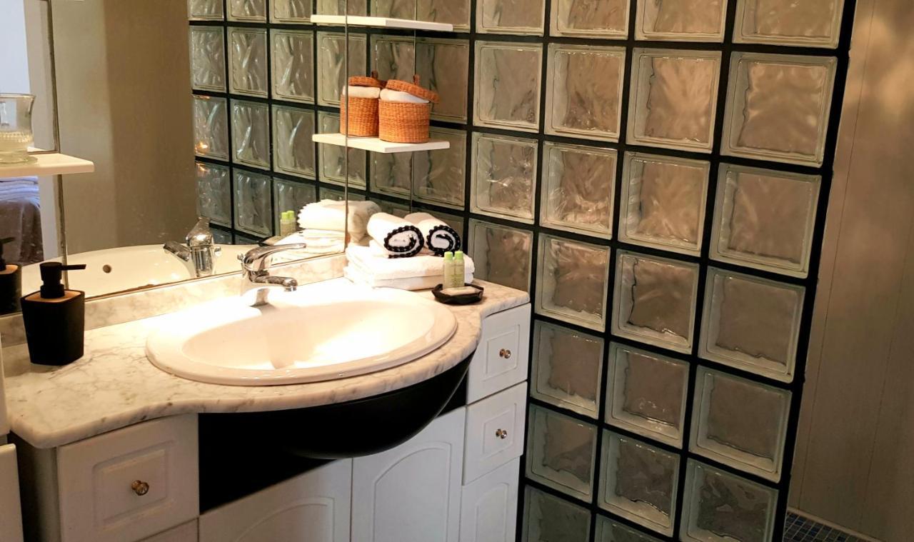 La Revetizon Bed & Breakfast Siecq Ngoại thất bức ảnh
